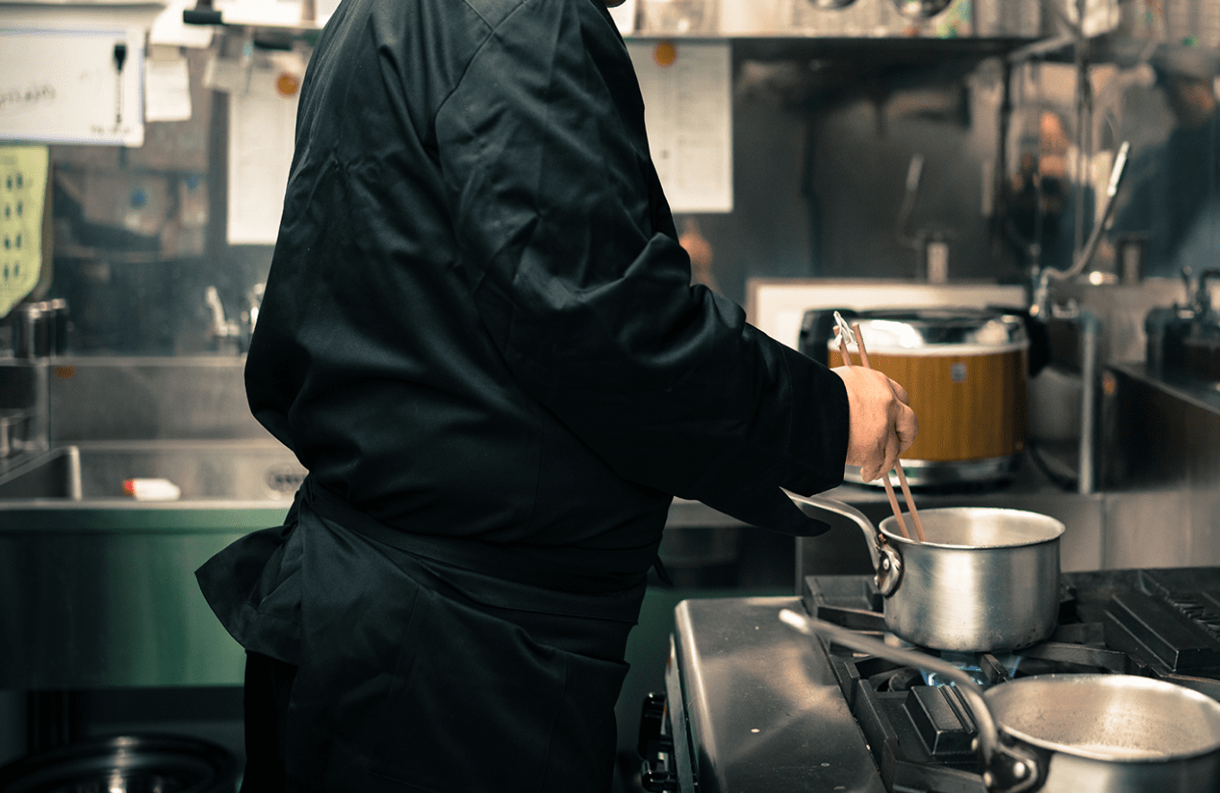 焼肉オーの厨房画像
