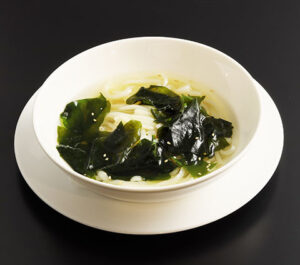 わかめうどん